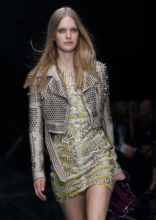 Illustration for article titled Burberry's Collection More Noteworthy Than A Model Wipeout
